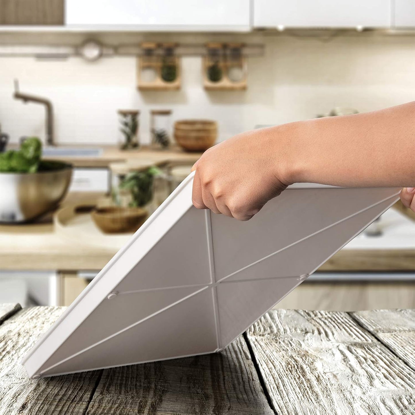 Cat Food Mat, Small & Large Pet Feeding Mat, Waterproof Cat Tray for Food and Water, Silicone Pet Placemat, Non-Slip Mats for Cats, Easy to Clean Tray for Pets Bowls (Hard Tray,Marshmallow)